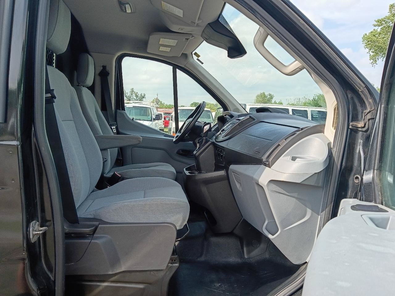 Used 2015 Ford Transit 150 130 Low Roof RWD image 15
