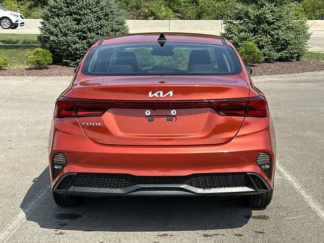 Used 2023 Kia Forte LXS w/ LXS Technology Package FWD image 4