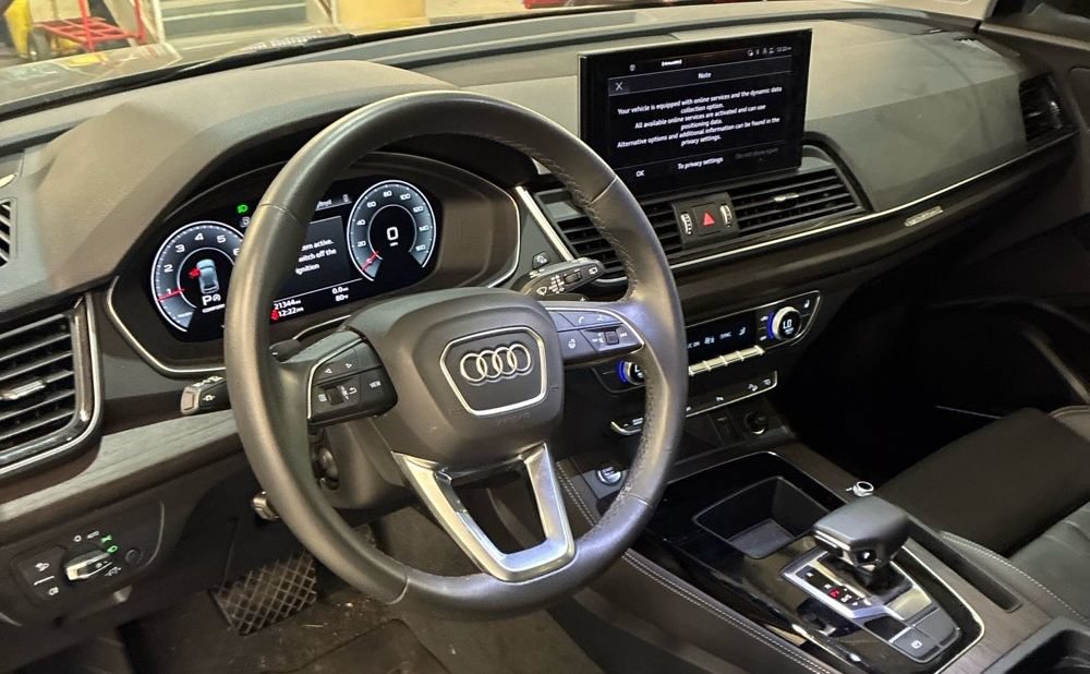 Used 2024 Audi Q5 2.0T Premium Plus w/ Premium Plus Package AWD/4WD image 10