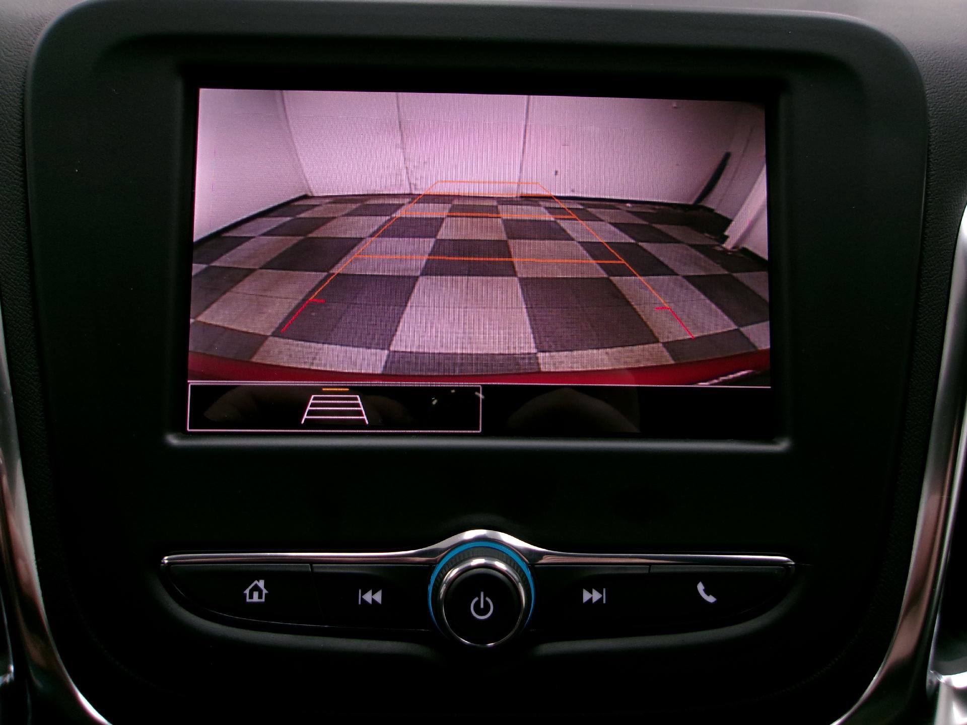 Used 2024 Chevrolet Equinox LT w/ LPO, Floor Liner Package FWD image 4