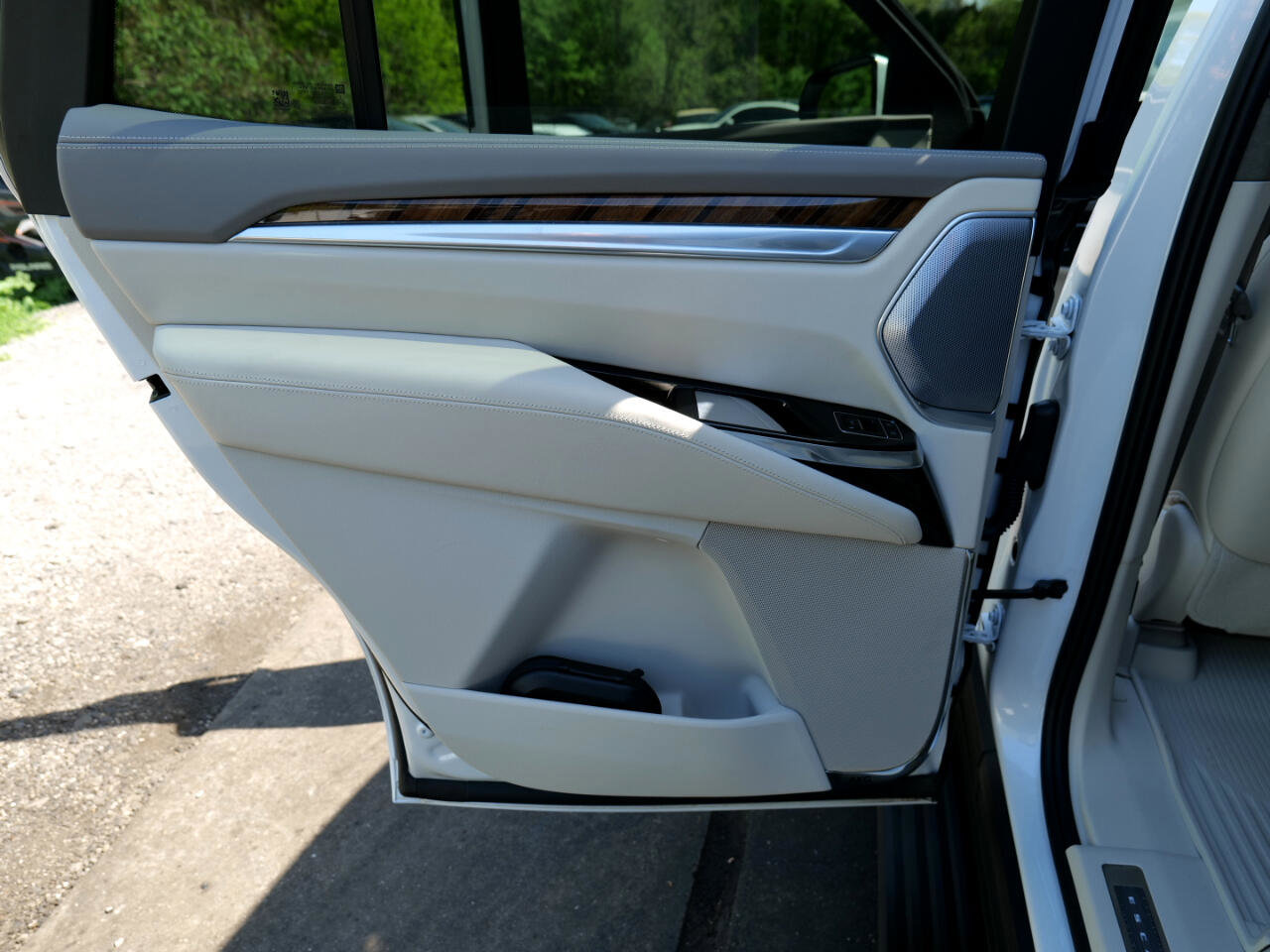 Used 2025 Cadillac Escalade Sport Platinum w/ LPO, Floor Liner Package image 47