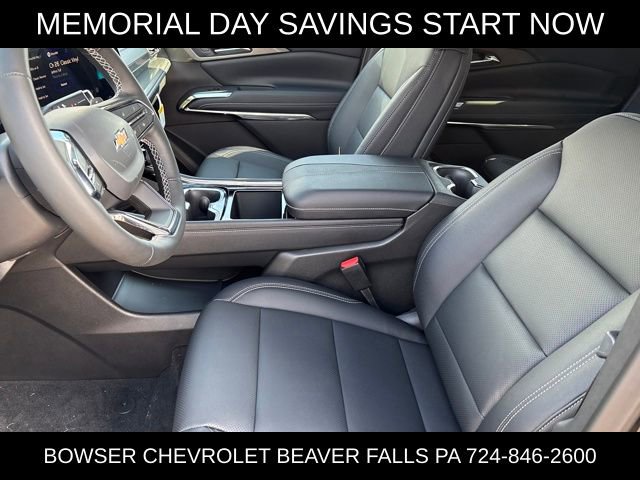 New 2026 Chevrolet Traverse LT w/ Driver Confidence Package AWD/4WD image 5