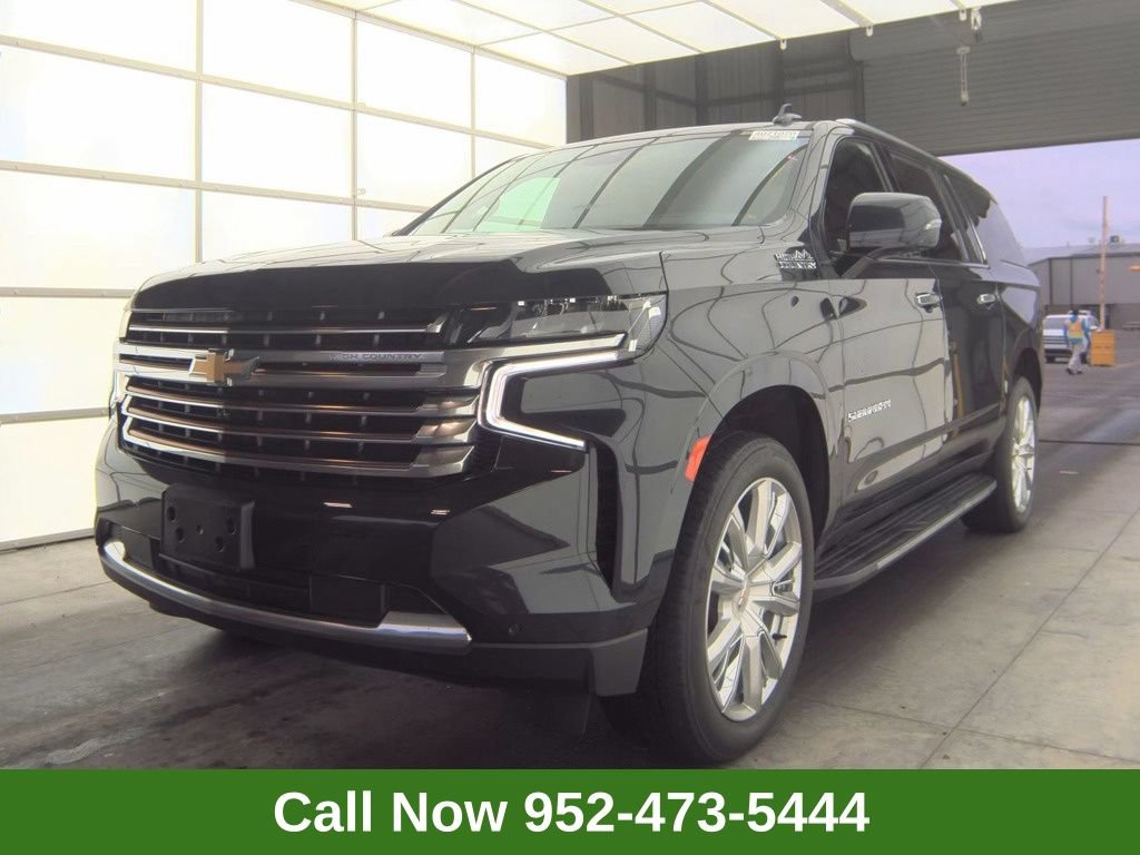 Used 2023 Chevrolet Suburban High Country AWD/4WD image 1