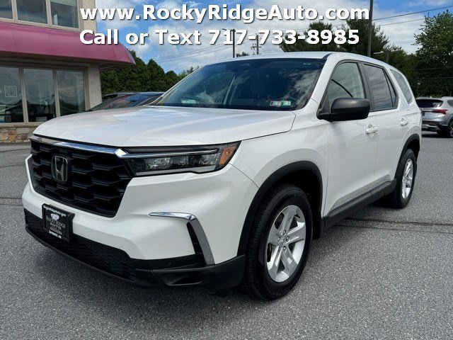 Used 2023 Honda Pilot LX image 3