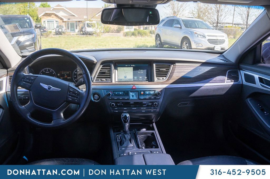 Used 2016 Hyundai Genesis 3.8 w/ Option Group 02 image 4