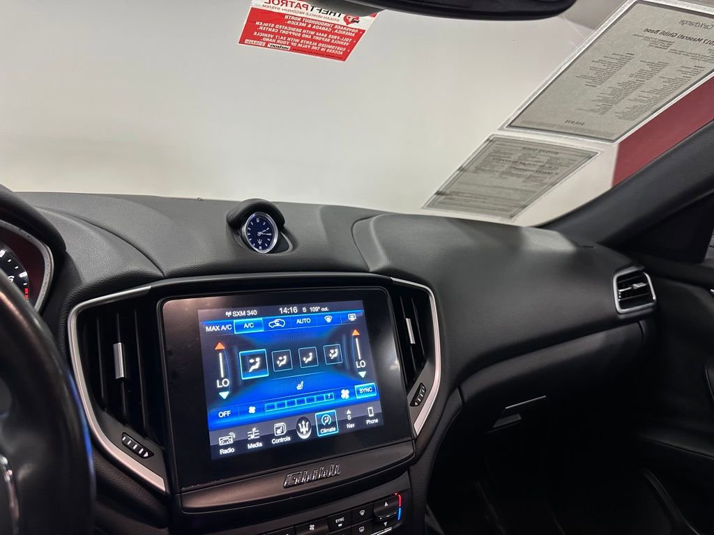 Used 2017 Maserati Ghibli image 21