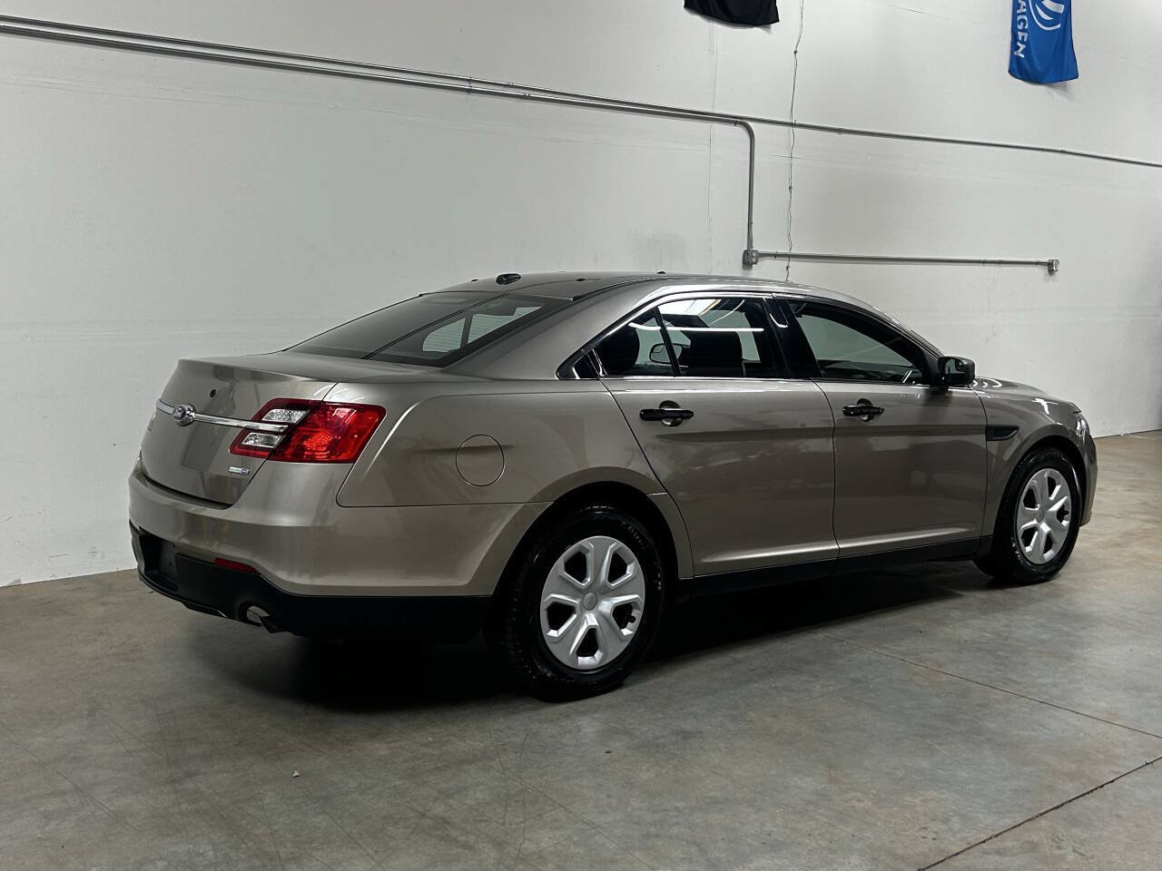 Used 2015 Ford Taurus Police Interceptor AWD w/ Ready For The Road Package image 30
