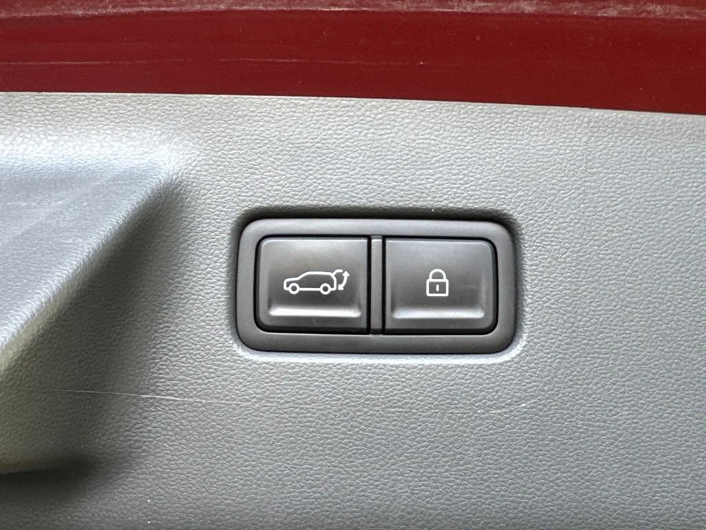 Used 2025 Hyundai Santa Fe SEL AWD/4WD image 35