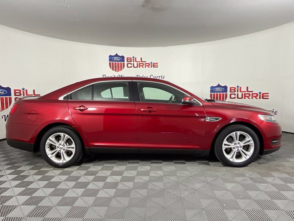 Used 2015 Ford Taurus SEL w/ Equipment Group 201A FWD image 2