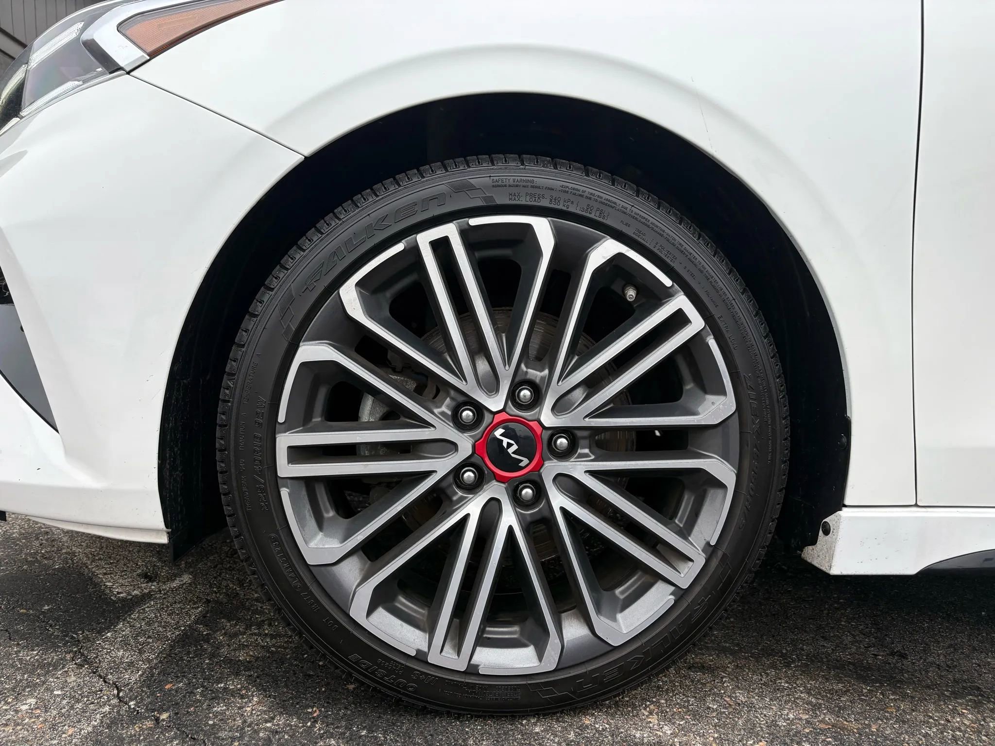 Used 2023 Kia Forte GT image 23