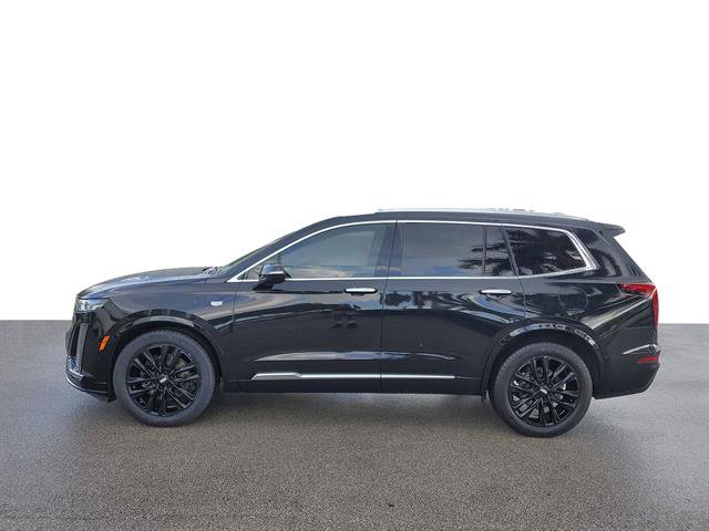 Used 2021 Cadillac XT6 Premium Luxury image 2