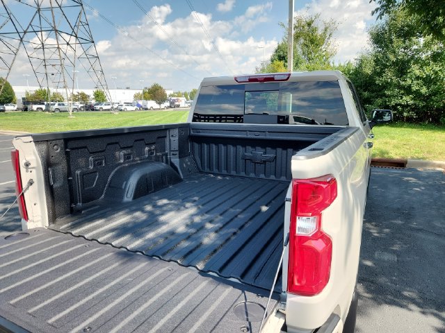 New 2026 Chevrolet Silverado 1500 High Country w/ High Country Premium Package AWD/4WD image 19