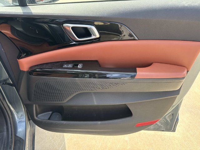 Used 2022 Kia Carnival SX FWD image 19