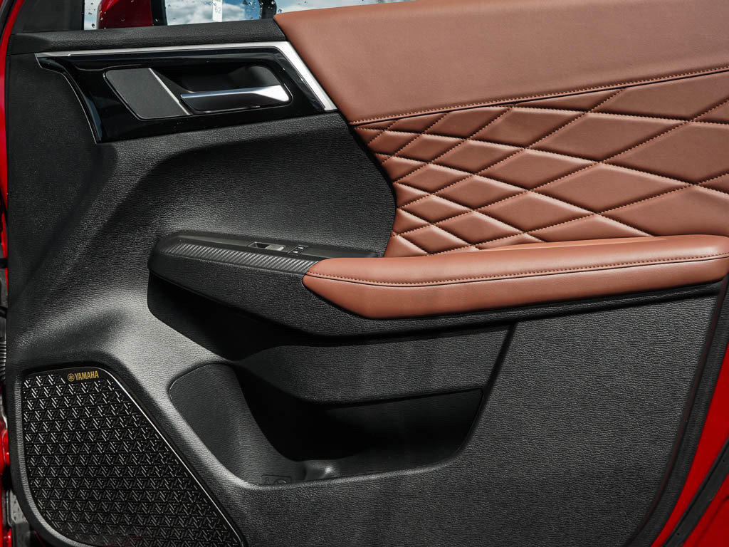 New 2026 Mitsubishi Outlander SEL AWD/4WD image 10