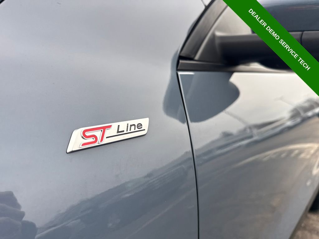 Used 2025 Ford Escape ST-Line Elite image 19