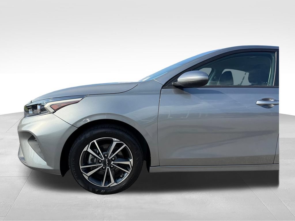 Used 2024 Kia Forte LXS FWD image 24