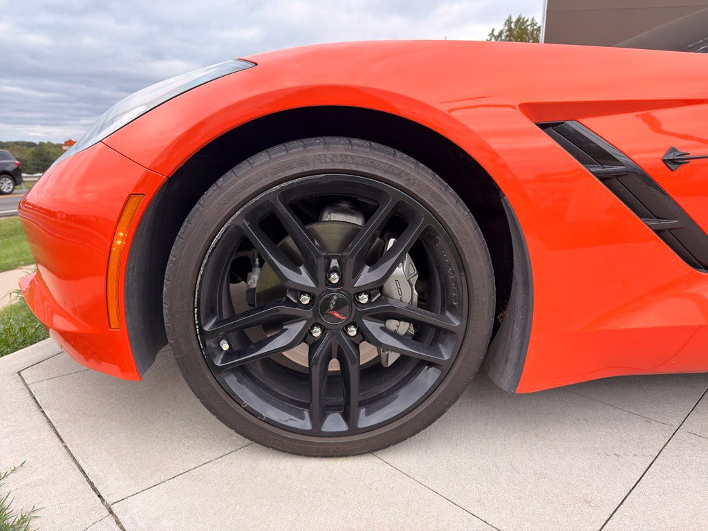 Used 2019 Chevrolet Corvette Stingray Coupe w/ 2LT Preferred Equipment Group RWD image 14