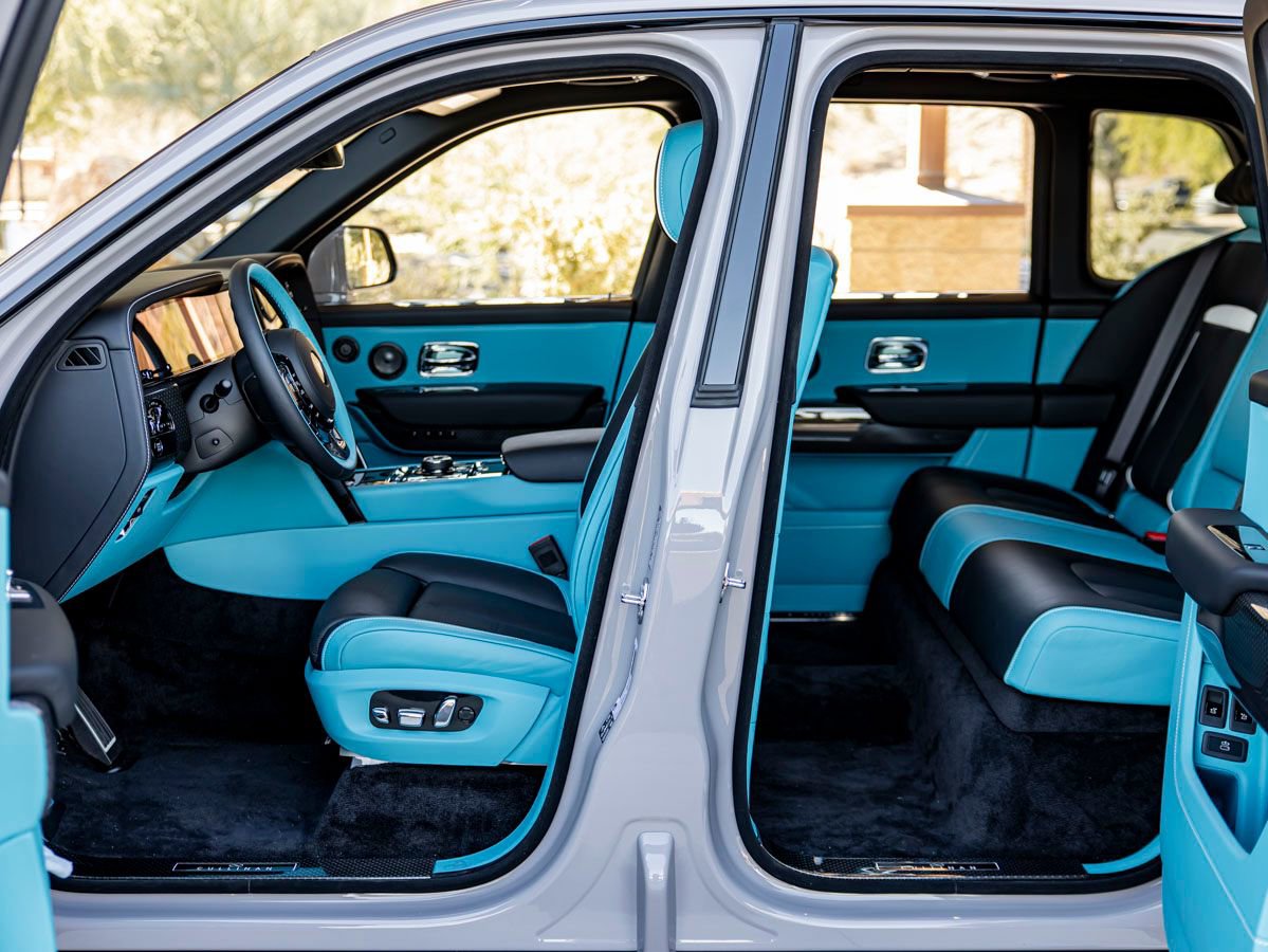 Certified 2025 Rolls-Royce Cullinan Black Badge image 27