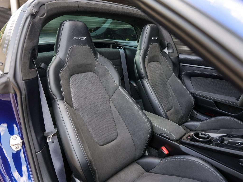 Certified 2025 Porsche 911 Targa 4 GTS AWD/4WD image 38