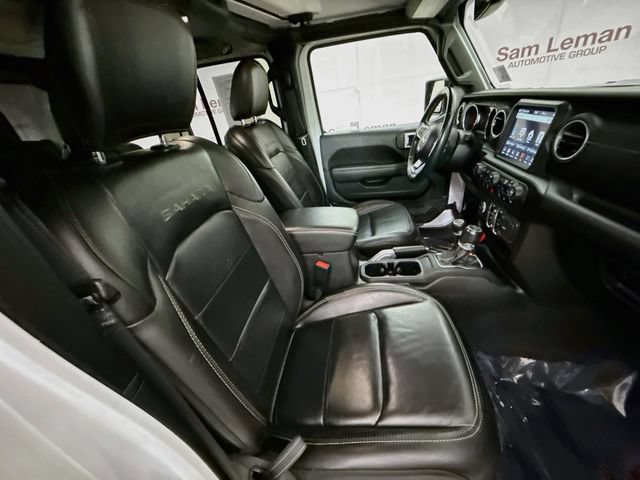 Used 2020 Jeep Wrangler Unlimited Sahara AWD/4WD image 28