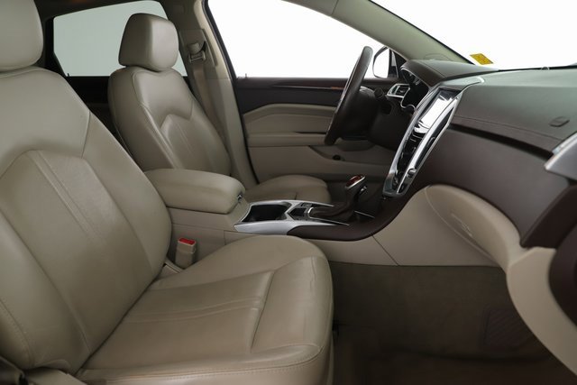 Used 2016 Cadillac SRX Luxury w/ Driver Awareness Package image 29