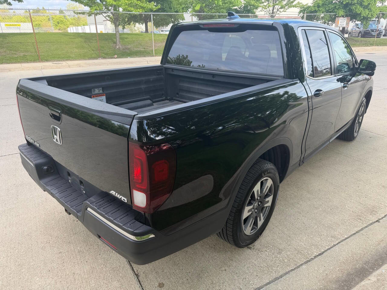 Used 2017 Honda Ridgeline RTL-T image 5