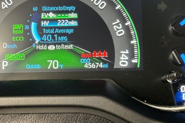 Used 2023 Toyota RAV4 SE w/ Weather & Moonroof Package AWD/4WD image 30