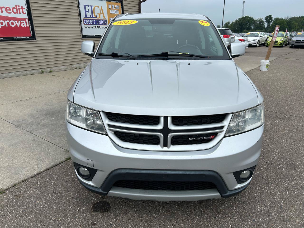 Used 2013 Dodge Journey R/T w/ Navigation & Sound Group I FWD image 2
