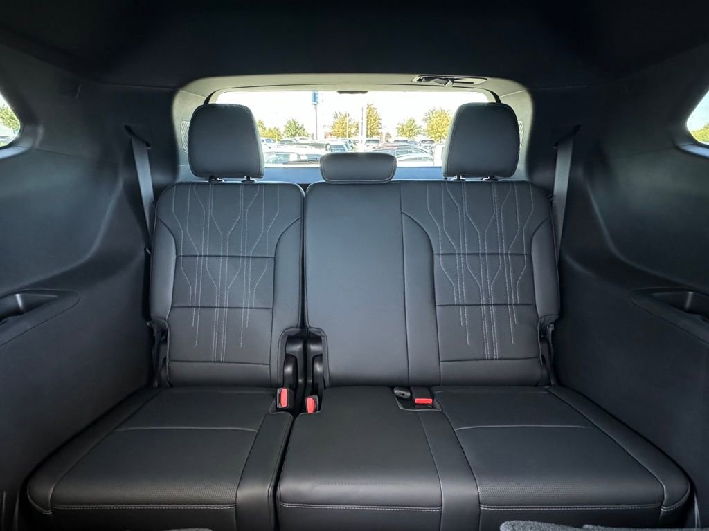 Used 2026 Buick Enclave Avenir w/ Super Cruise Package image 29