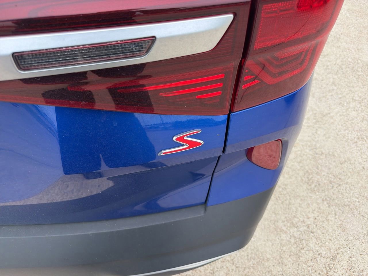 Used 2021 Kia Seltos S FWD image 9