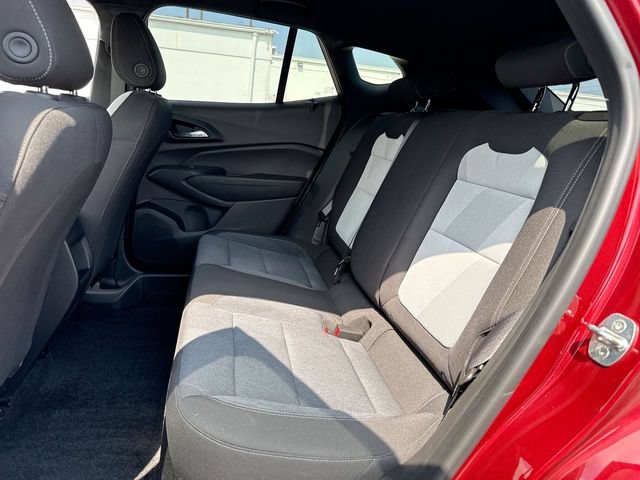 Used 2024 Chevrolet Trax RS w/ Driver Confidence Package FWD image 23