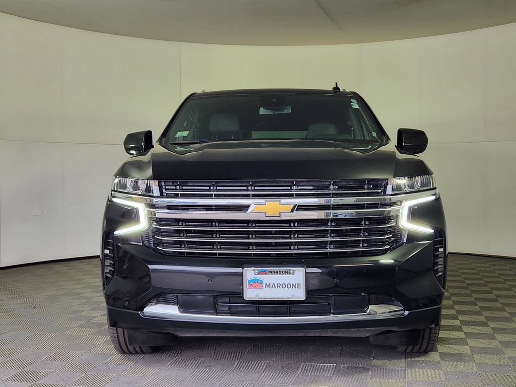 Used 2024 Chevrolet Suburban LT AWD/4WD image 2