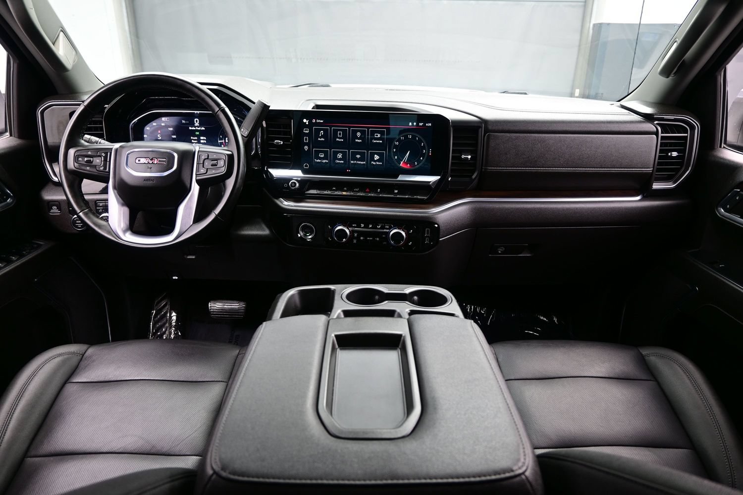 Used 2024 GMC Sierra 1500 SLT AWD/4WD image 20