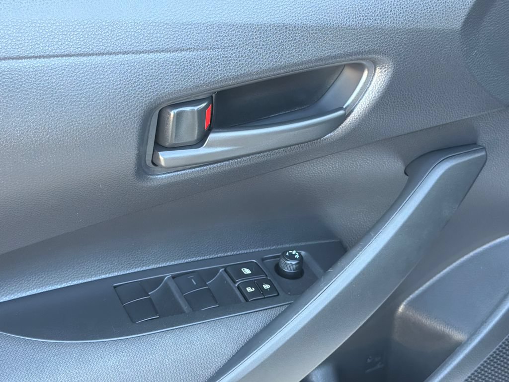 Used 2024 Toyota Corolla LE FWD image 19