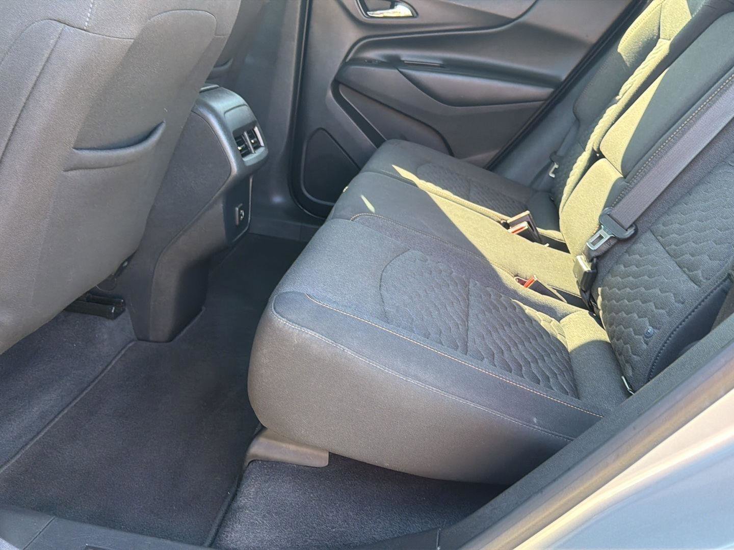 Used 2020 Chevrolet Equinox LT image 15