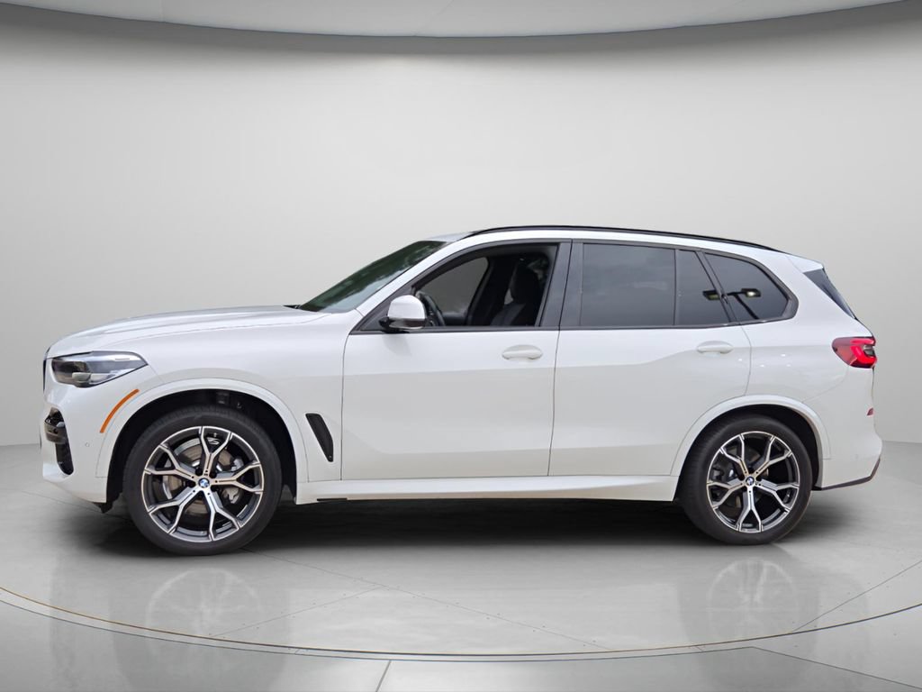 Used 2023 BMW X5 sDrive40i w/ M Sport Package RWD image 3