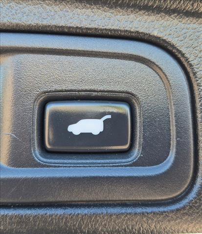 Used 2016 Honda Pilot Touring image 7