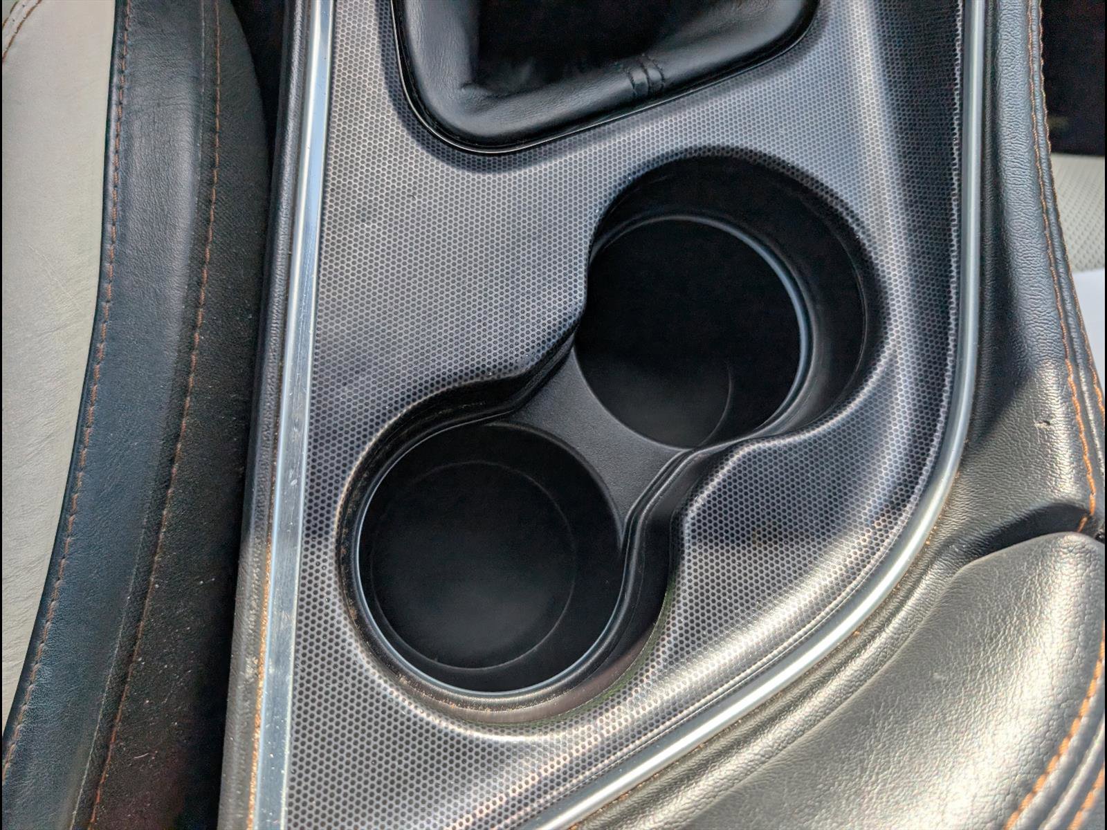 Used 2016 Dodge Challenger R/T Plus image 17