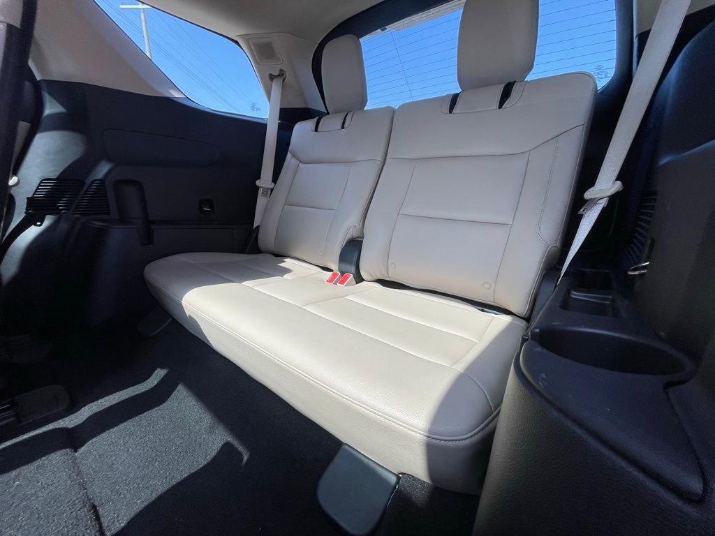 Used 2020 Ford Explorer Limited w/ Class III Trailer Tow Package image 21