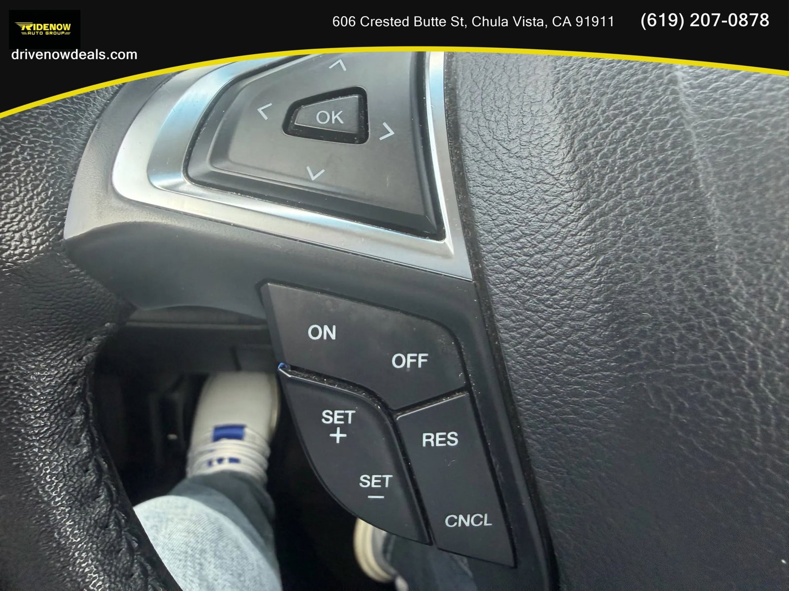 Used 2019 Ford Edge Titanium FWD image 28
