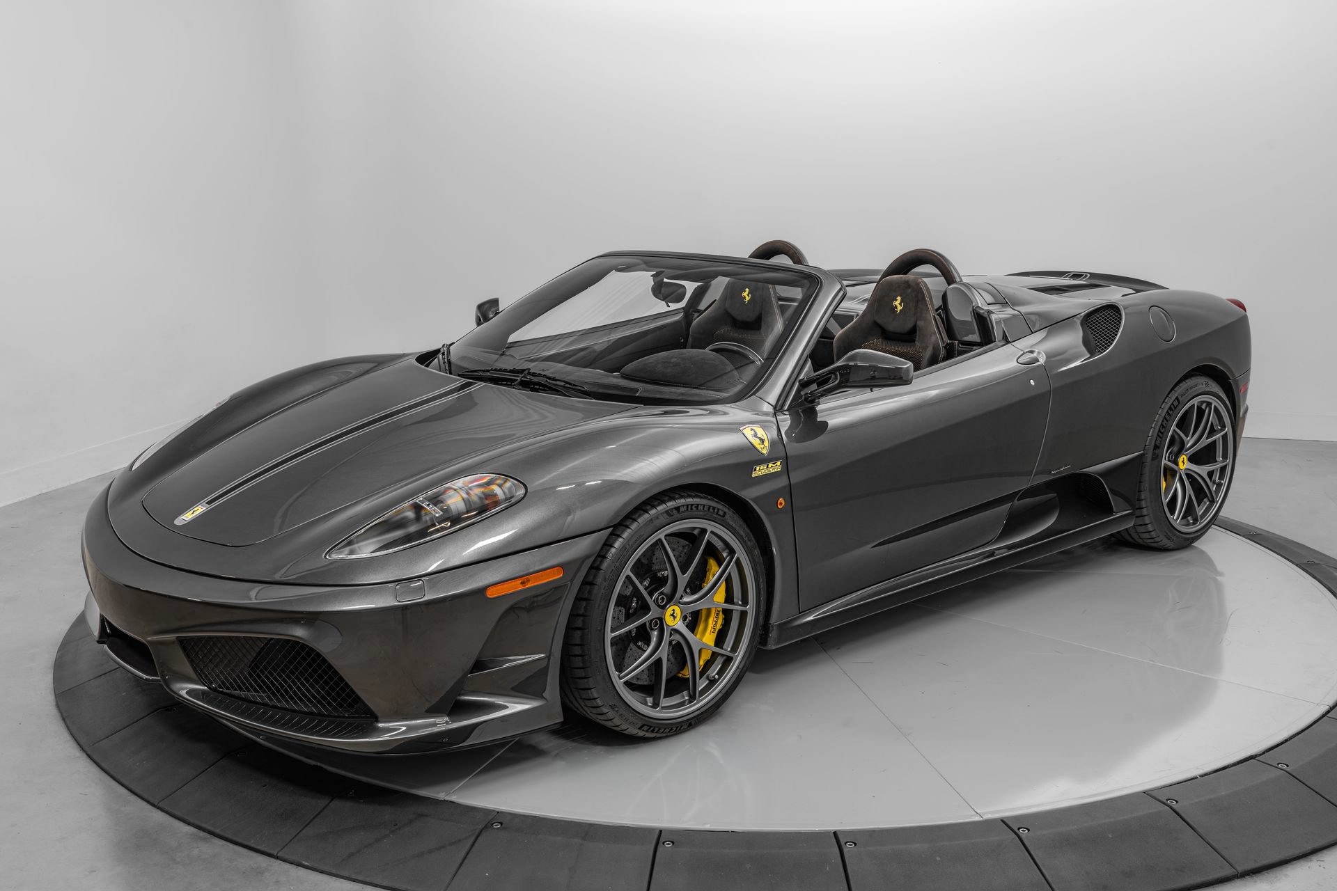 Used 2009 Ferrari F430 Scuderia RWD image 12
