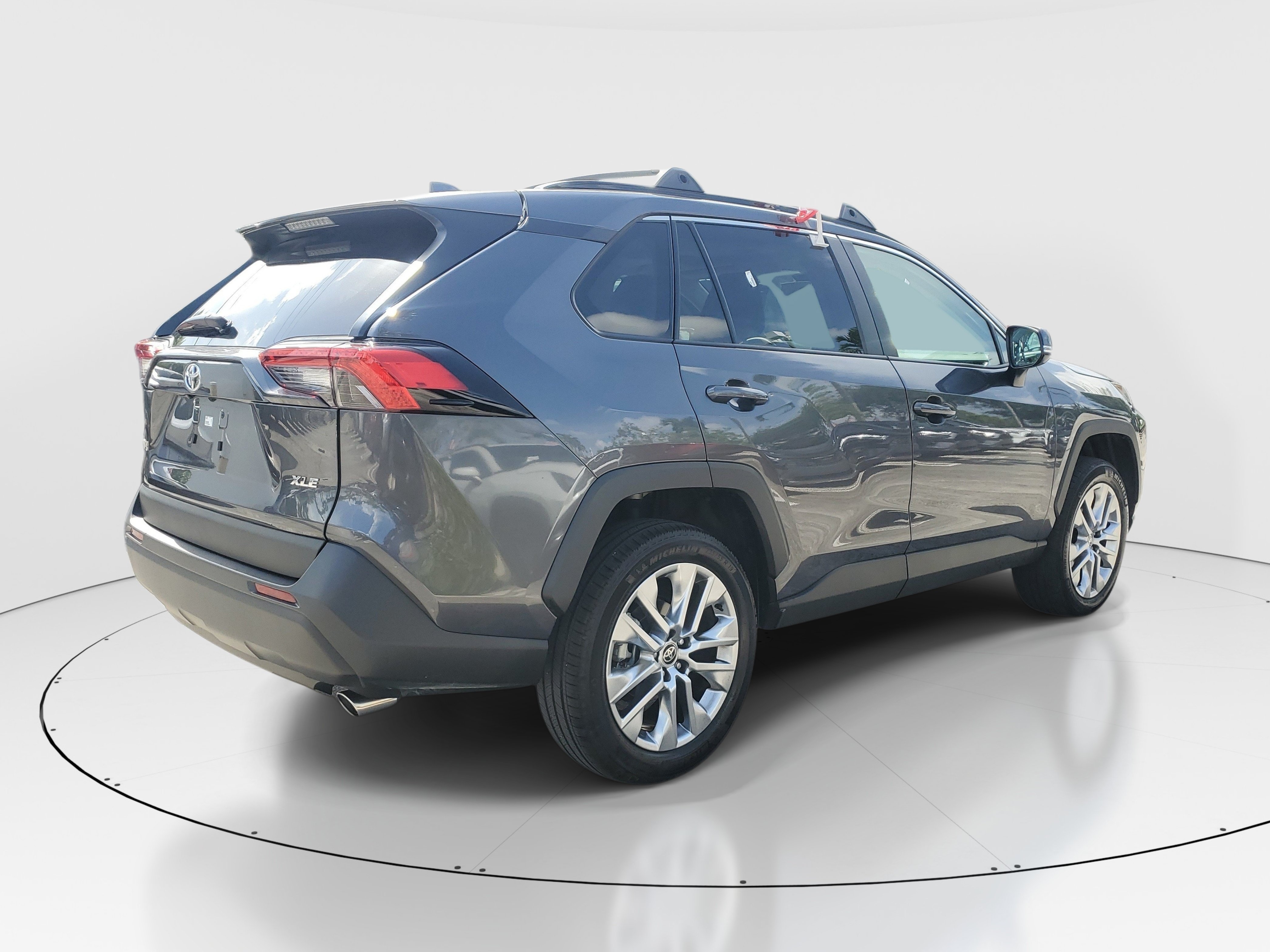 Used 2025 Toyota RAV4 XLE Premium w/ Weather Package FWD image 6