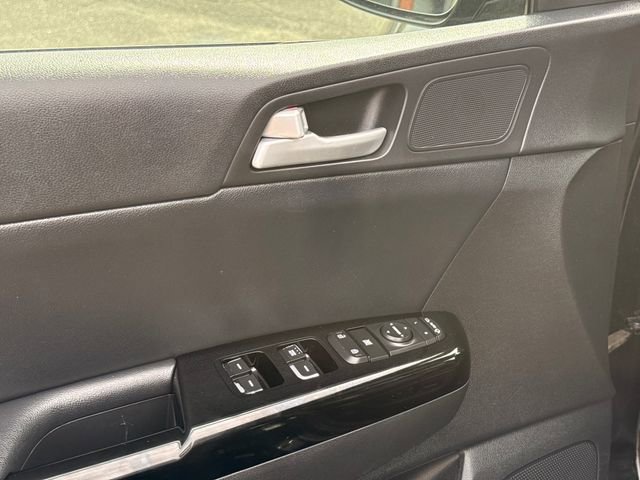 Used 2018 Kia Sportage EX w/ EX Premium Package AWD/4WD image 22