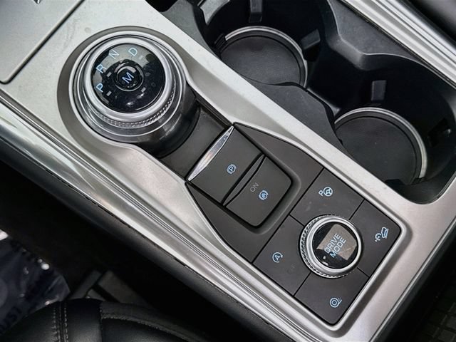 Used 2020 Ford Explorer Platinum w/ Premium Technology Package AWD/4WD image 17