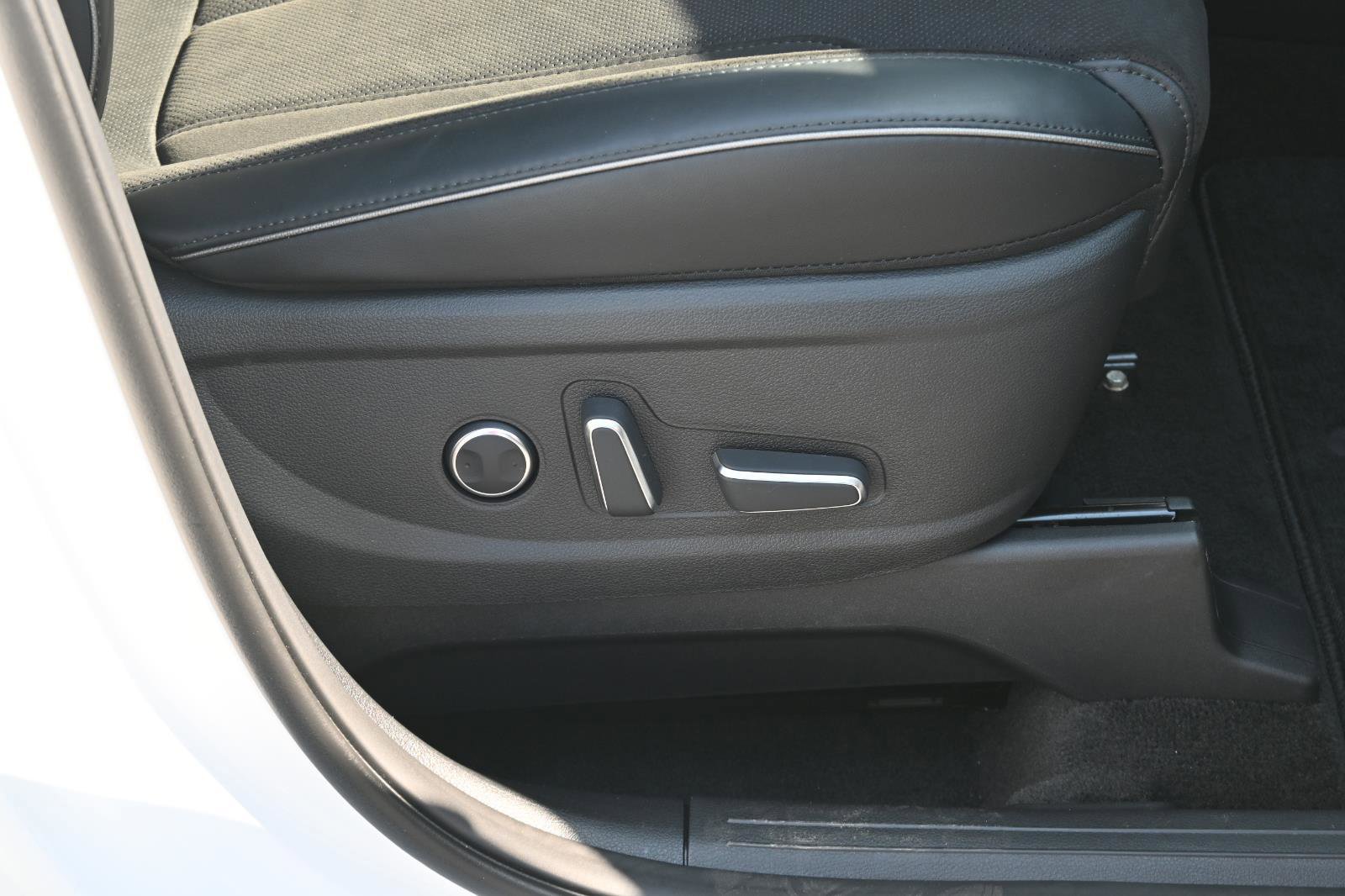 Used 2025 Hyundai Palisade Calligraphy AWD/4WD image 38
