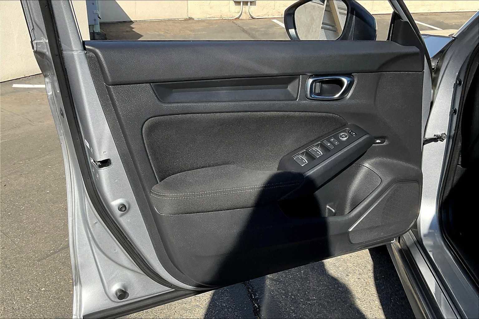 Used 2022 Honda Civic Sport image 23