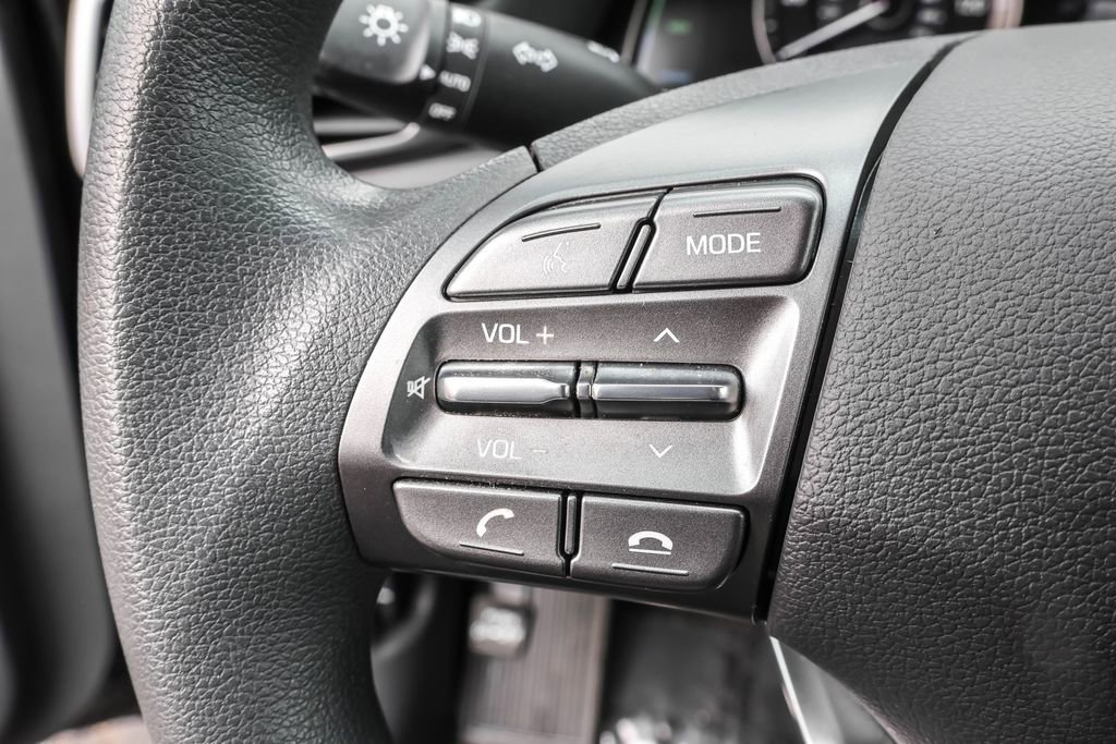 Used 2020 Hyundai Ioniq Blue image 18