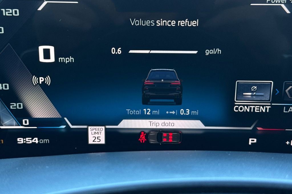 New 2026 BMW X7 M60i w/ Executive Package image 31