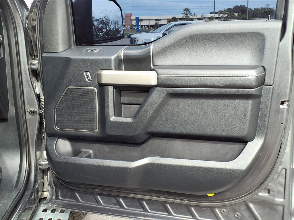 Used 2017 Ford F150 Raptor w/ Equipment Group 802A Luxury image 12