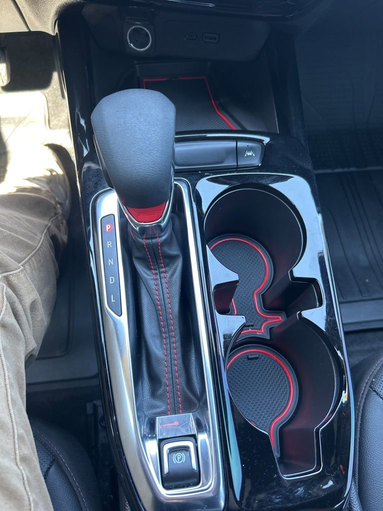 Used 2024 Chevrolet Trax RS w/ Sunroof Package image 29